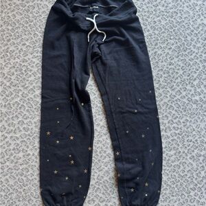 Monrow Black Star Sweatpants
Size Small